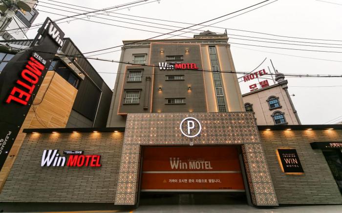 Win Motel