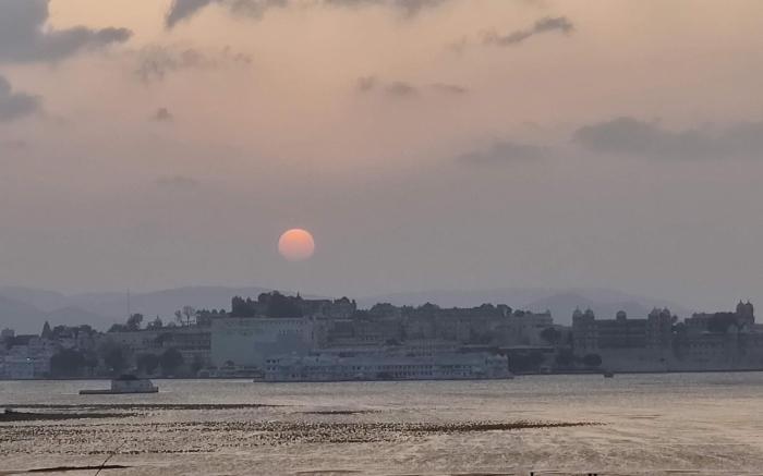 Pichola lake retreat