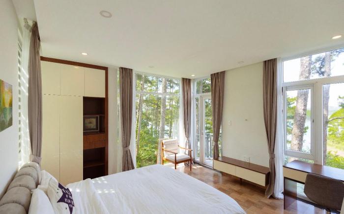 Lan Anh village  -5 bedroom viewing Tuyenlam lake