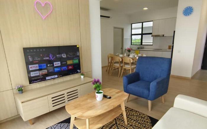 Melaka 2 Bedroom Seaview Puteri Beach Resort G0326