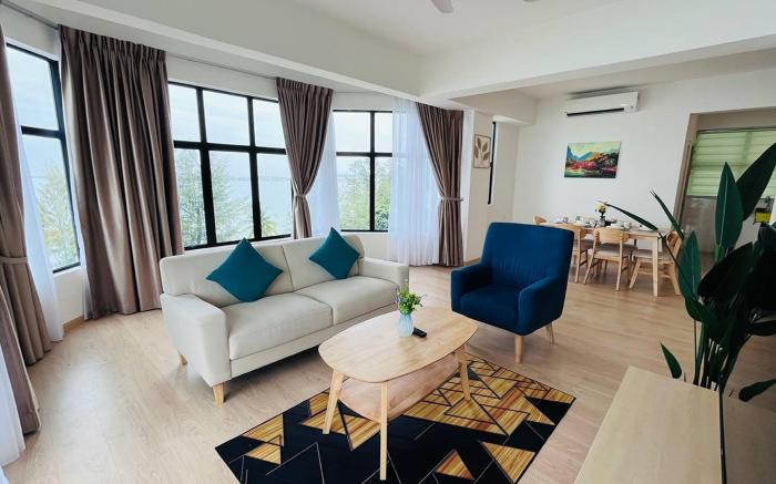 Melaka 2 Bedroom 180° Seaview Apartment G0716