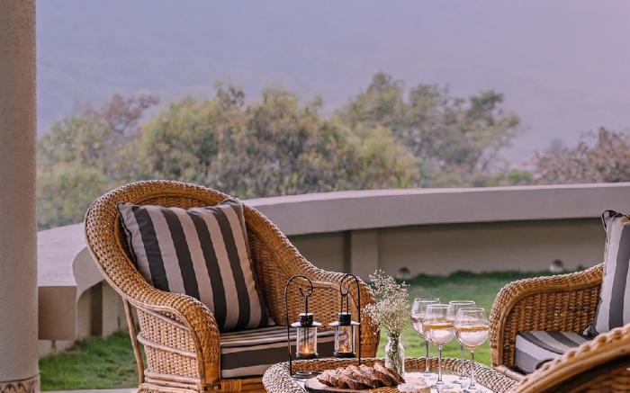 LohonoStays Villa Alborz