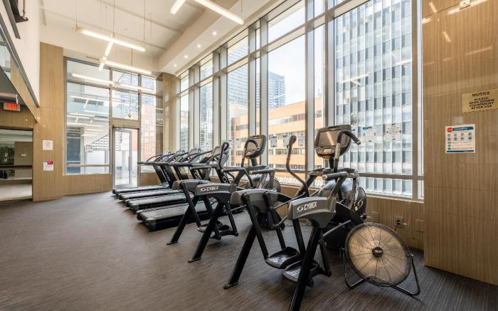 Modern Lillian St Apartments by GLOBALSTAY