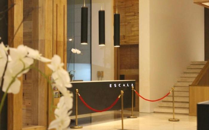 Modern Deluxe Room at Escala Tagaytay for 2-3 Pax