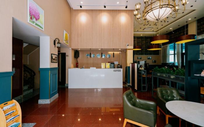 Twins Hotel Phu My Hung 
