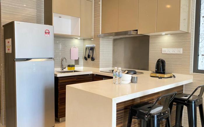 R&F 1BR Luxury Homestay # Dual-Key Apartment