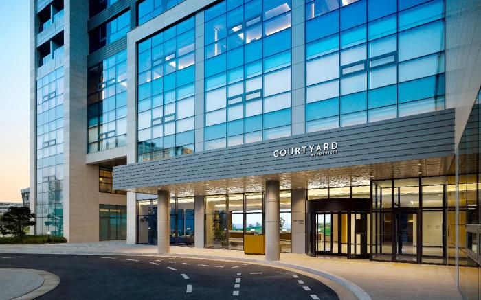 Courtyard Sejong
