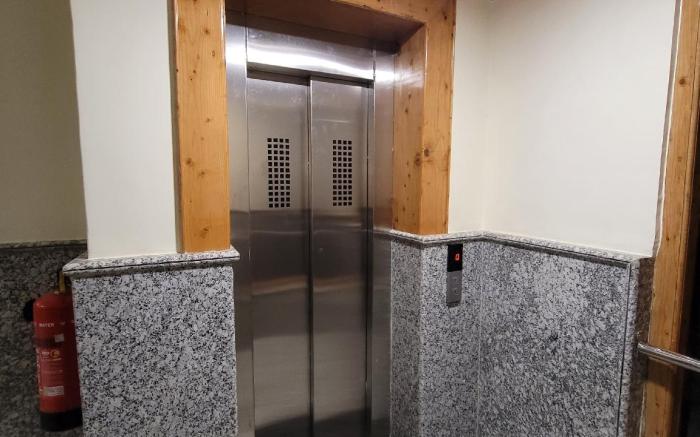 Hotel CM Palace - Pure Vegetarian