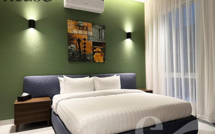 Kease Hittin O-4 Lusso Najd  GZ66