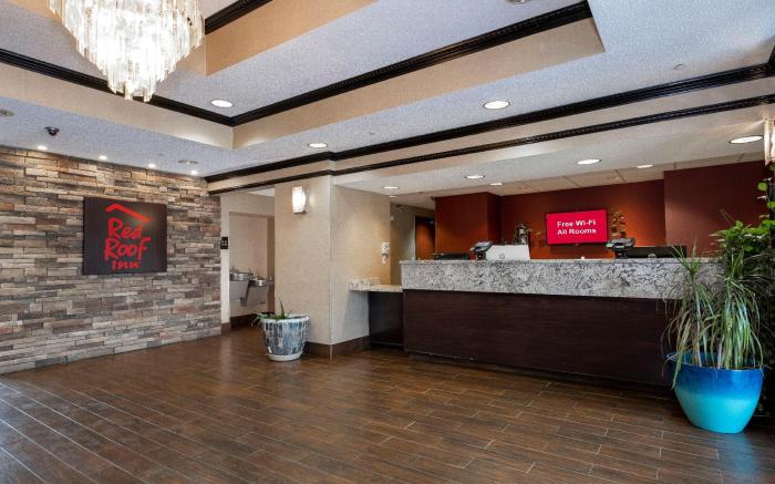 Red Roof Inn & Suites Dover Downtown