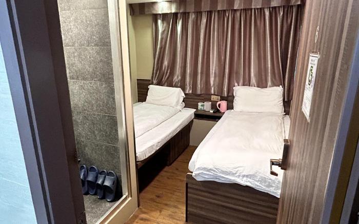 Mong Kok 地铁站  机场巴士直达 购物美食天堂 朗豪坊 信和中心