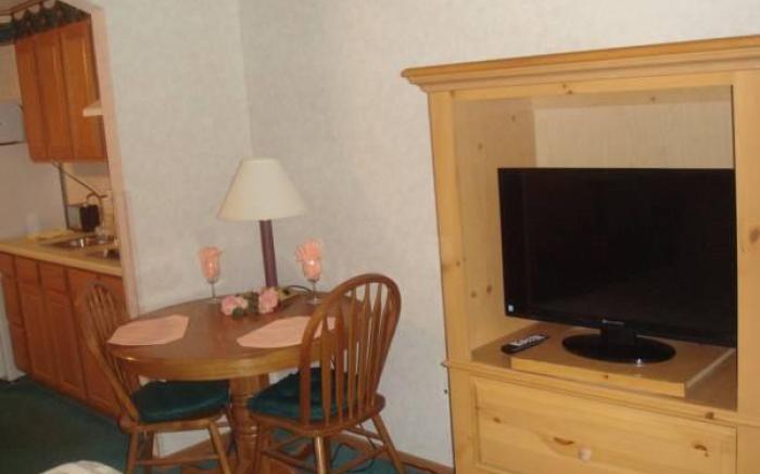 Townhouse Inn & Suites Omaha
