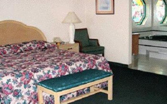 Village Inn & Suites Marysville