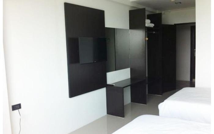 IZEN Budget Hotel & Residences