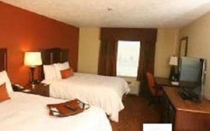 Hampton Inn & Suites by Hilton Fargo Medical Center