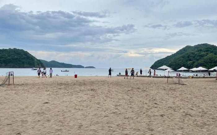 Pico De Loro Staycation Room Rental