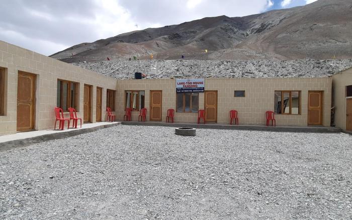 LakeTso House Pangong