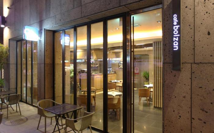 Hotel Vine