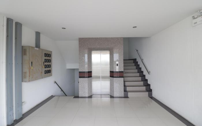 Hua Hin Irooms Hotel