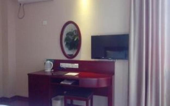 GreenTree Inn Jinan Pingyin Express