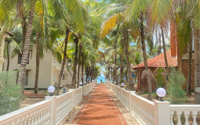 Kega Lighthouse Resort