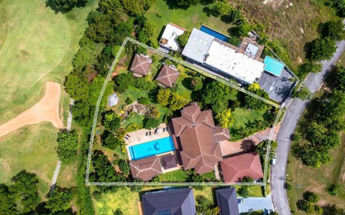 Large 6 Bed Luxury Villa on the Golf Course (PHJ)