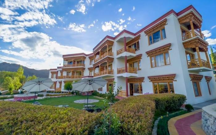 Hotel Trikaya 