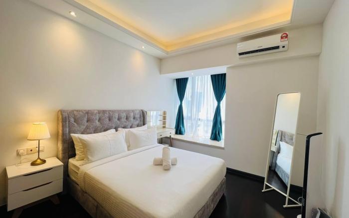 The City’s Edge 2BR Unit by ANJU