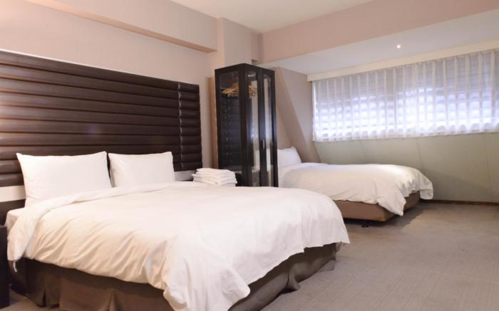 Newful Hotel