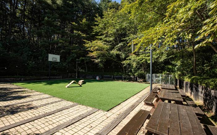 Cheongpyeong GlamDog Pet Pension