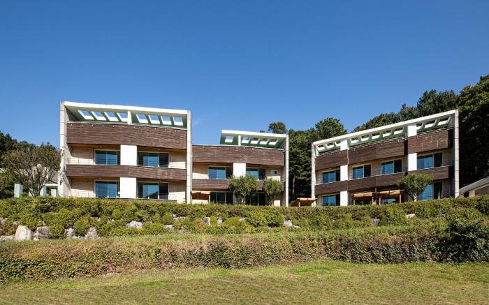 Cheongpyeong GlamDog Pet Pension