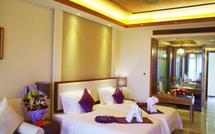 Shixishu Jianguo Yalong Bay Resort
