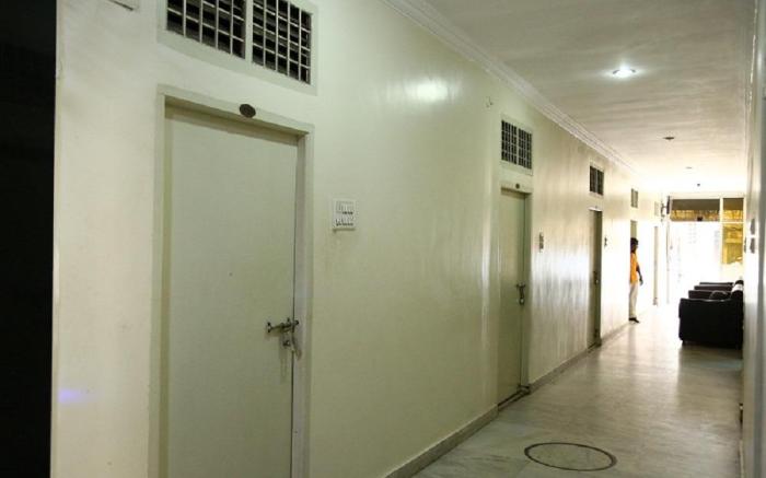 Sai sri Krishna Deluxe Lodge
