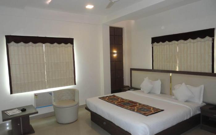 Hotel Maniram Palace