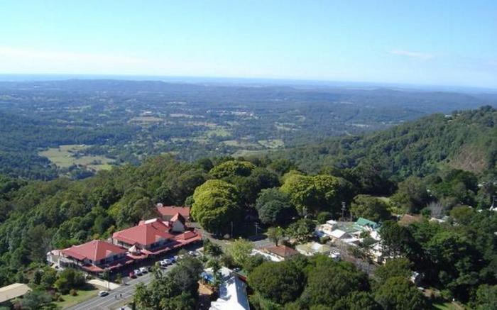 Montville Mountain Inn Resort