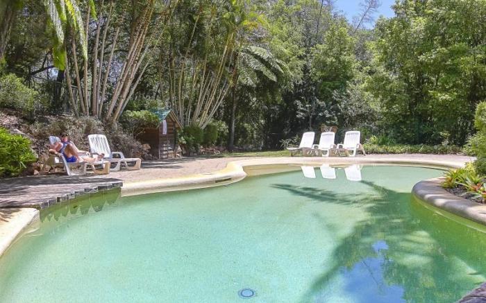 Montville Mountain Inn Resort