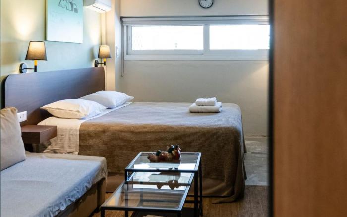 Pols Studio - Kalamata Mediterranean Suites