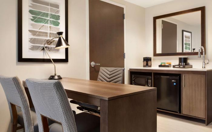 Embassy Suites by Hilton Wilmington Riverfront