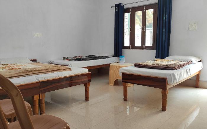 HOTEL PINE RESORT NETALA 