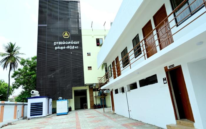 HOTEL RAJAM SELVA