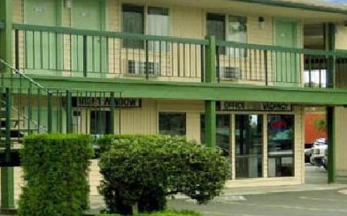 Sunrise Inn