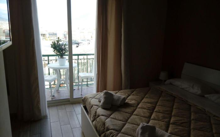 B&B Metropolitan