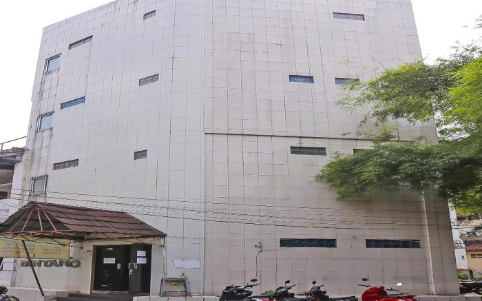 OYO 92677 Hotel Bintaro