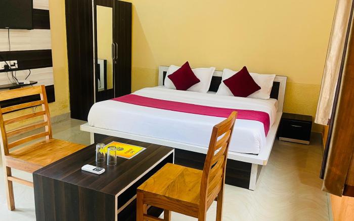 L S Haveli - A Heritage Lake View Haveli