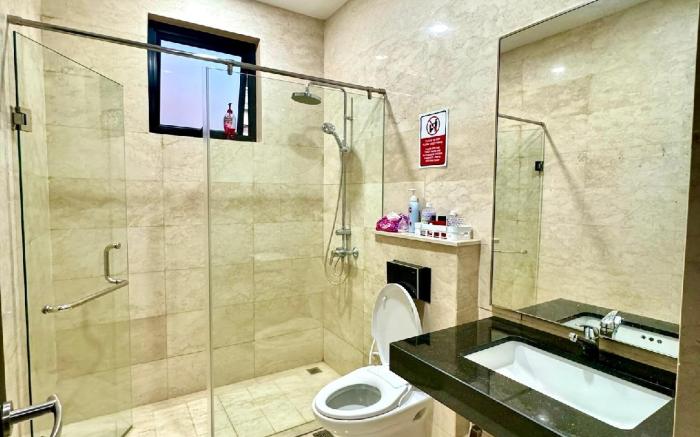 Monolog at Nagoya Valley (4BR Private Pool Villa)