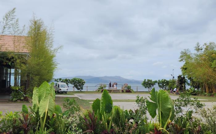 Agoncillo 101 Lakeview @ Club Balai Isabel