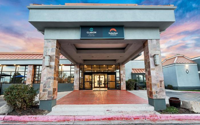 Suburban Studios Salt Lake City Airport