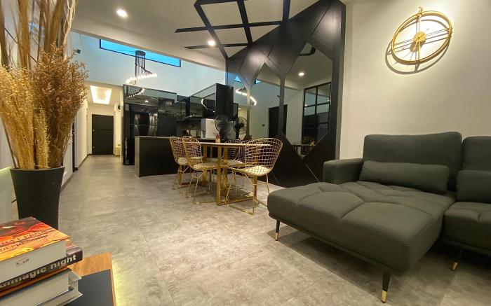 SIX Boutique Residence @ Ipoh Garden Landed House