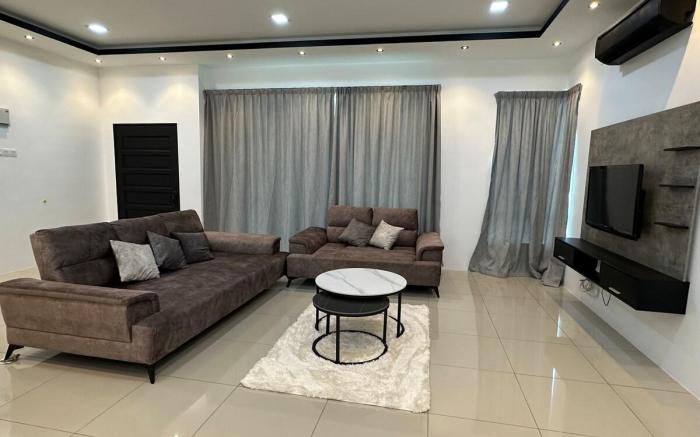 Tmn Kekwa双层半独立 Alor Setar (12-14人) 靠近Langkawi 码头