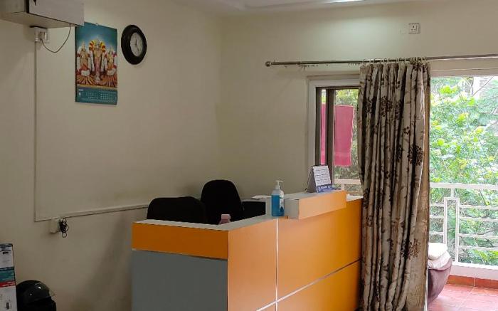 Hitech Shiparamam Guest House
